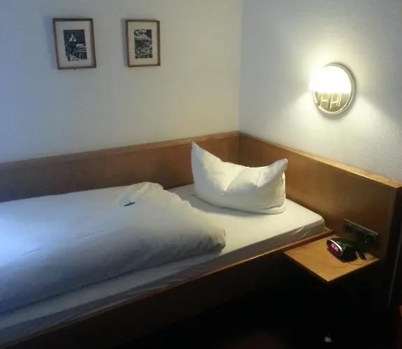 Drei Schwane 3* Zeitz